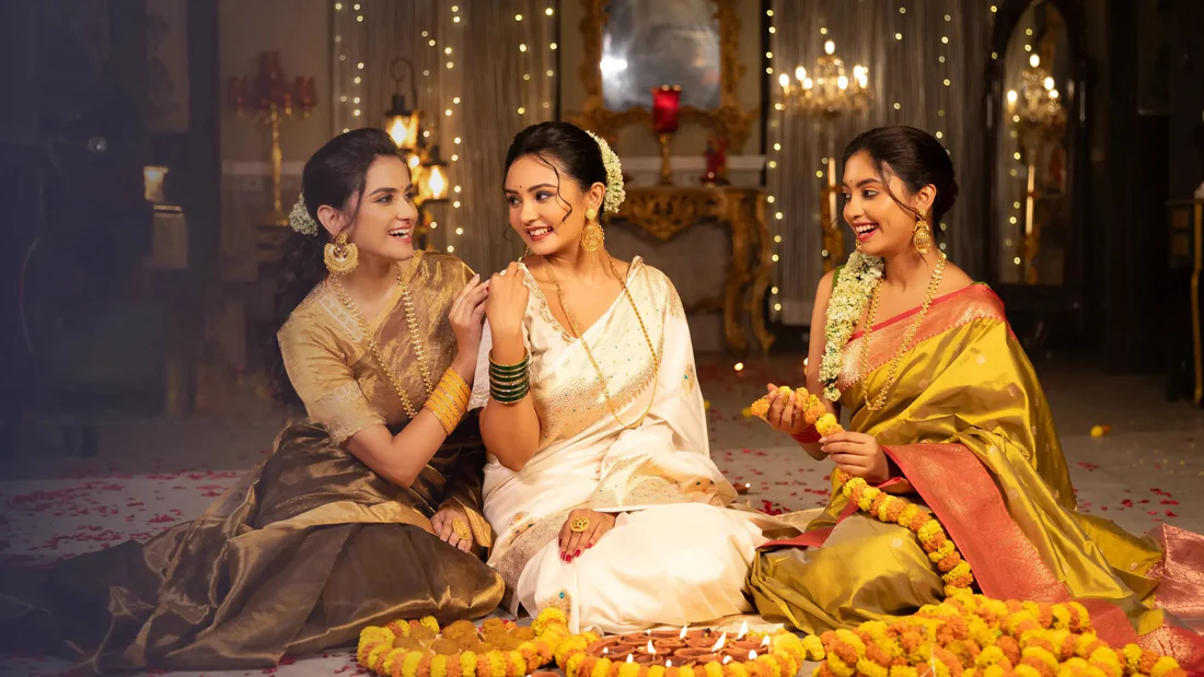 15 Trendy Diwali Outfit Ideas for Women to Glow This Festive Season 2025