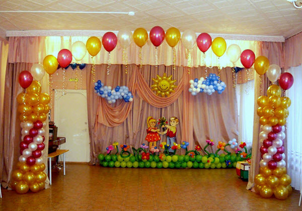 Decorate with Balloons Creatively